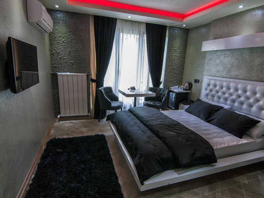 Ag & Sisli 3*