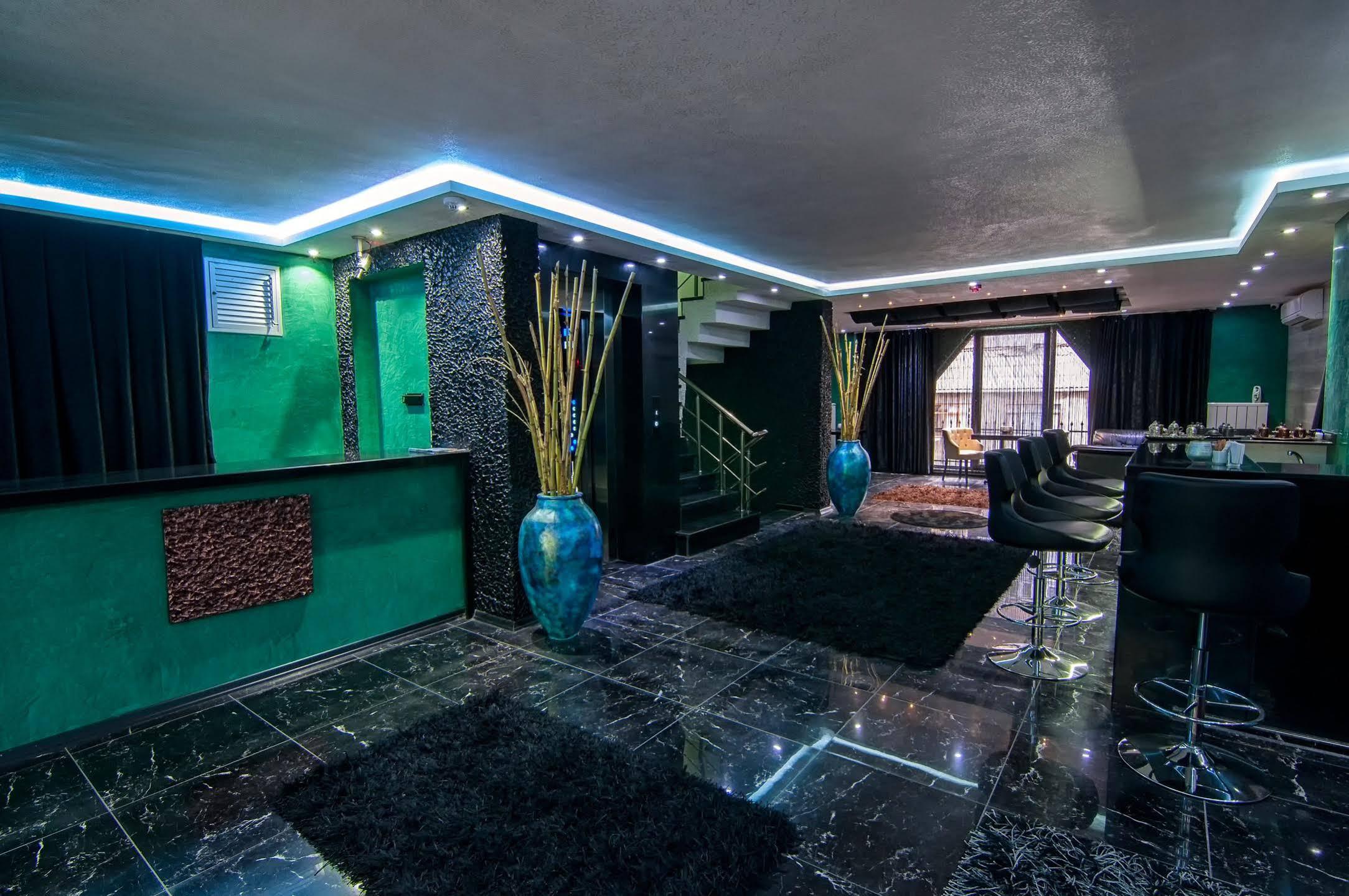 Ag & Sisli Hotel 3*